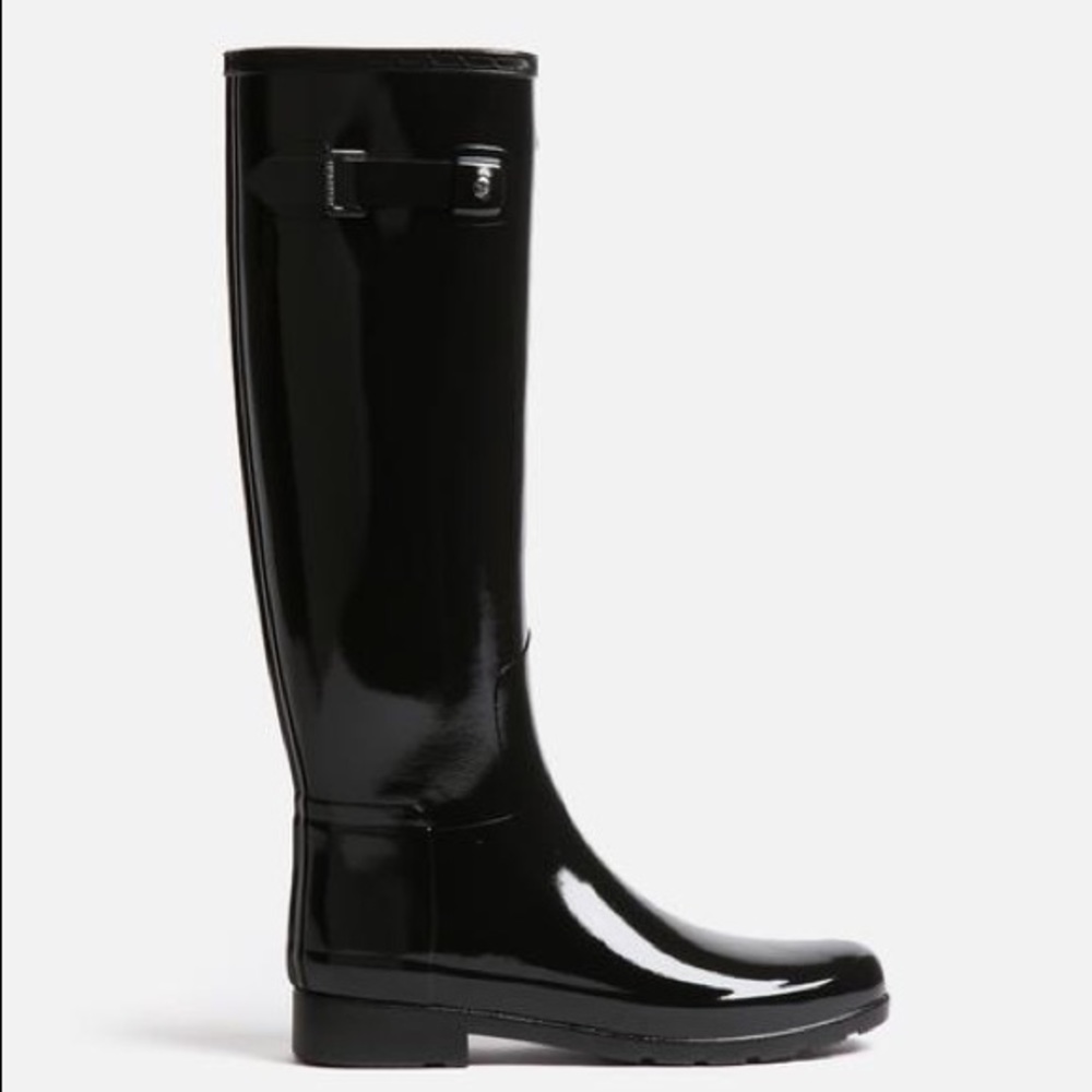Hunter Boots tall black original gloss. Size 8W.